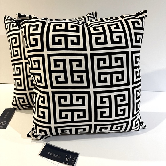 One Geometric Versace Inspired Design Accent Pillow - Picture 3 of 4